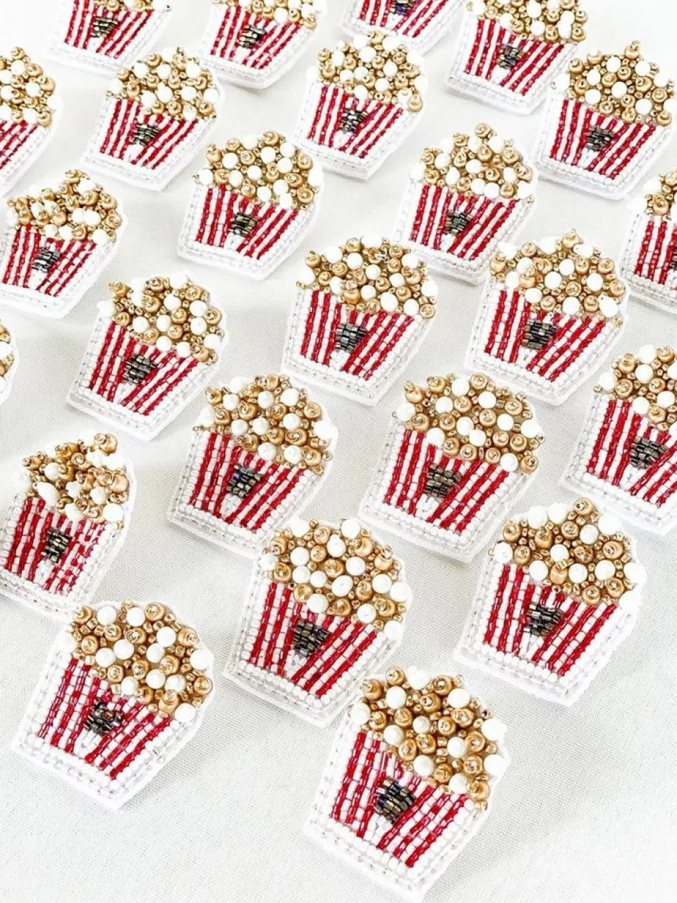 dos-femmes-popcorn-earrings-uLOvBWOm-1.webp Hot Dos Femmes Popcorn Earrings
